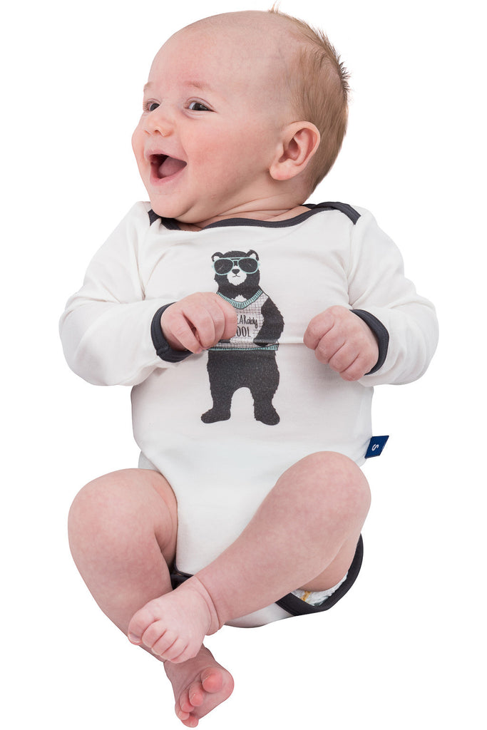 Bamboo onesie - long sleeve - Harvey's unbearably cool bear - SNUGALICIOUS BAMBOO